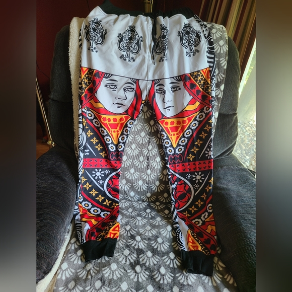 Queen of Spades sweatpants - Picture 2 of 5